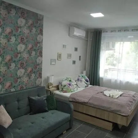 Gesztenye Apartman Appartamento
