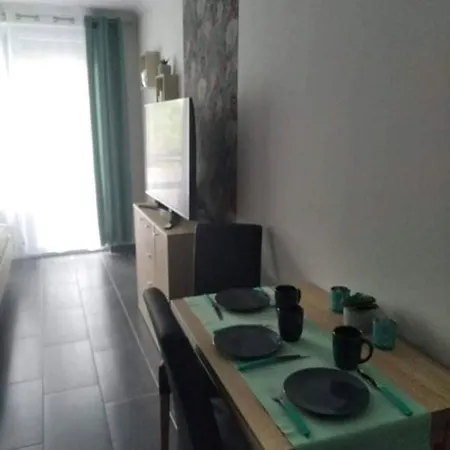 Appartamento Gesztenye Apartman